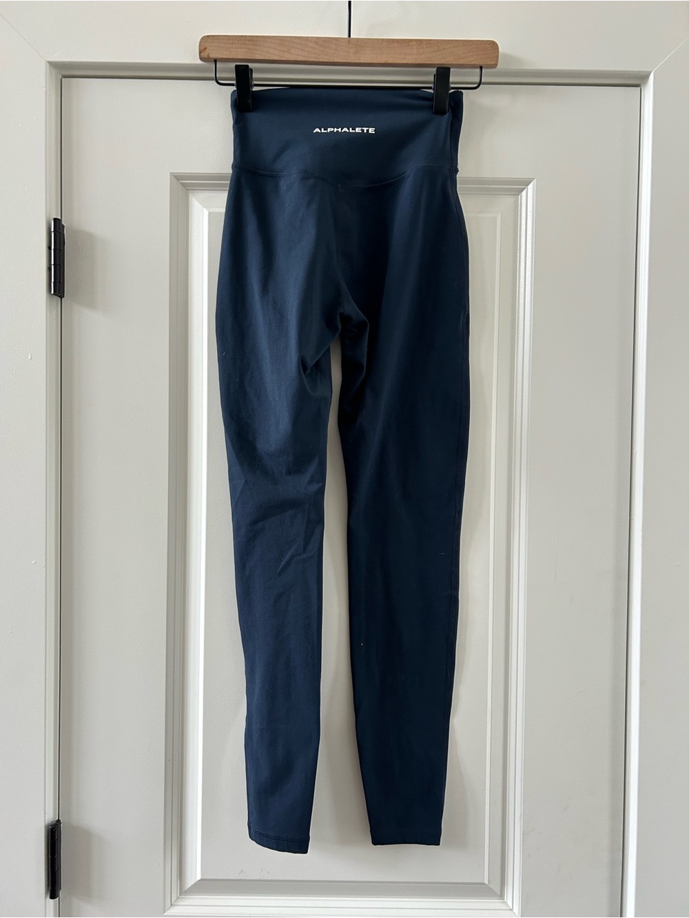 Alphalete Navy Crossover Mid Rise Leggings Sz small
